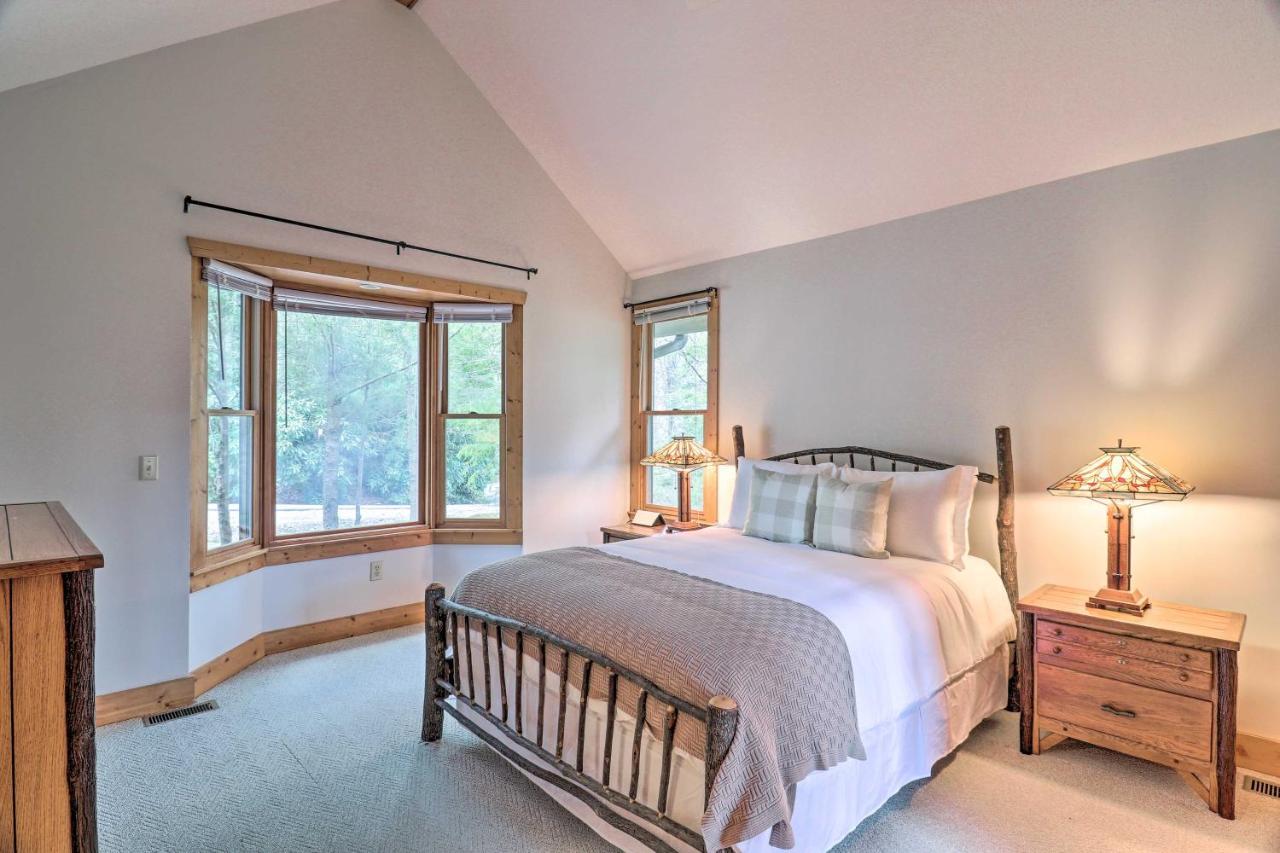 Sapphire Retreat With 2 Decks, Views And Resort Access 외부 사진